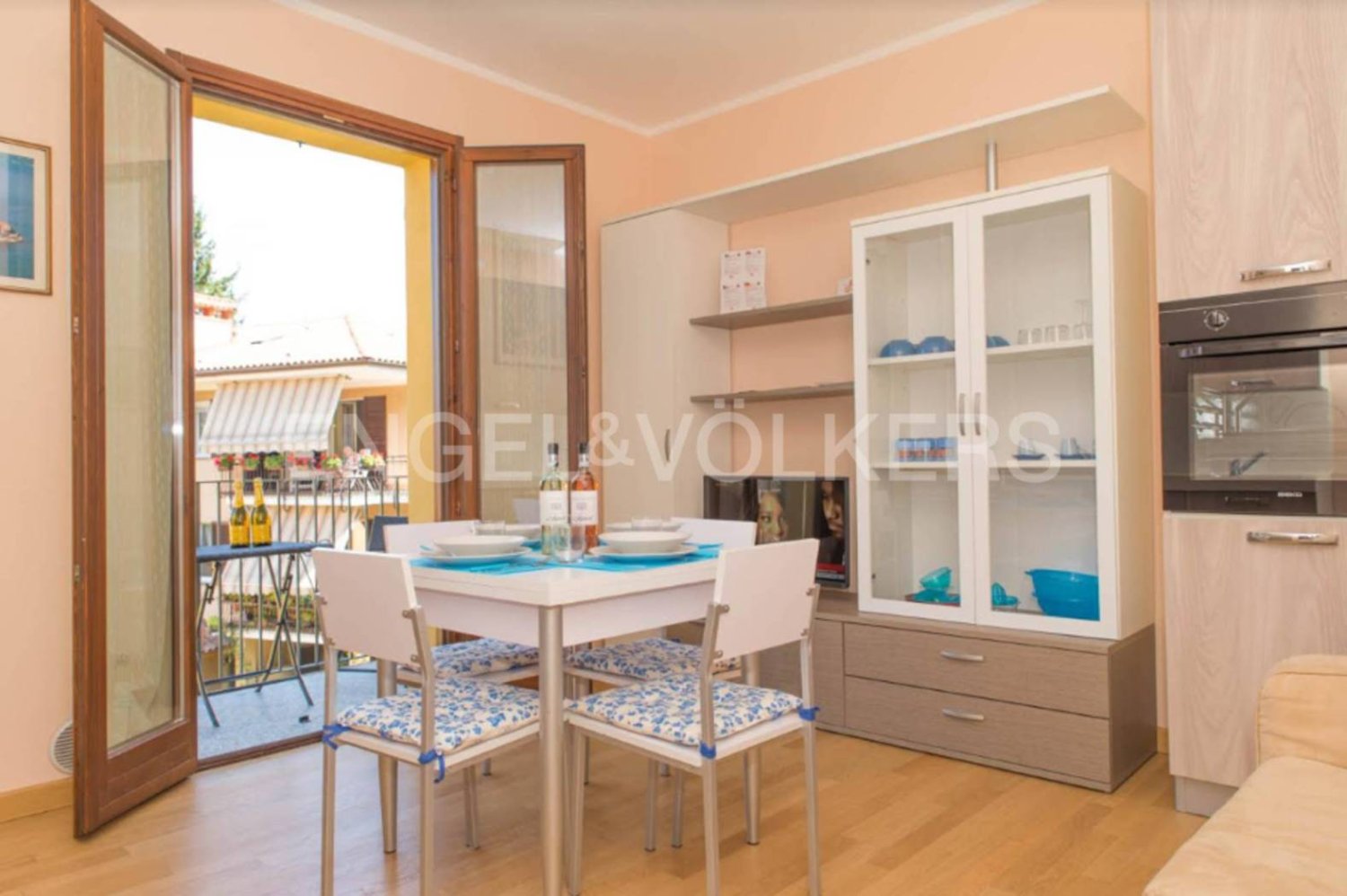 1 bedroom Apartment in Stresa, Italy No. 132539