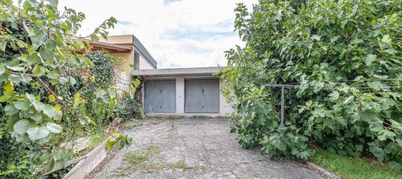 4 bedrooms Apartment in Tavullia, Italy No. 349063 45