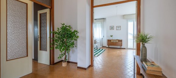 4 bedrooms Apartment in Tavullia, Italy No. 349063 14