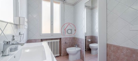 3 Schlafzimmer Wohnung in Carpi, Italy, Nr. 17266 8