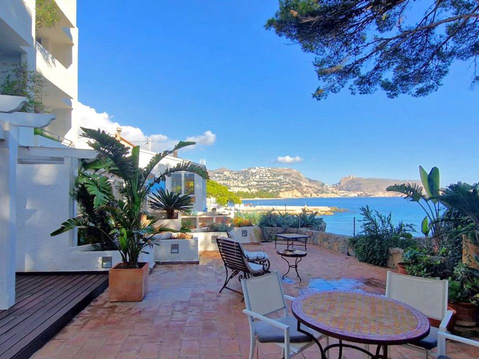5 bedrooms Villa in Altea, Spain No. 189260