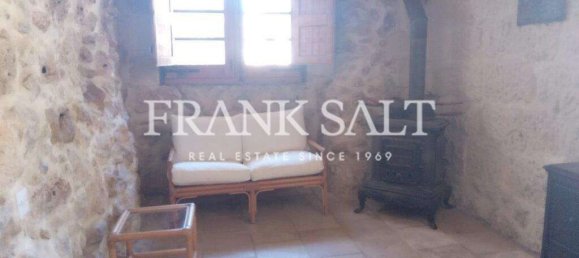 3 Schlafzimmer Bauernhof in Xaghra, Malta, Nr. 5418 6