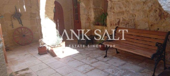 3 Schlafzimmer Bauernhof in Xaghra, Malta, Nr. 5418 12