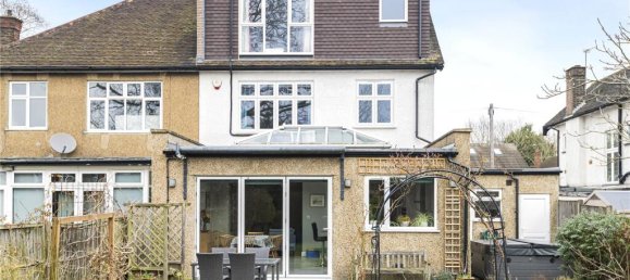 4 bedrooms House in Whetstone, United Kingdom No. 6700 7