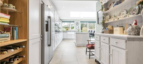 4 bedrooms House in Whetstone, United Kingdom No. 6700 28