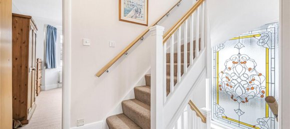 4 bedrooms House in Whetstone, United Kingdom No. 6700 26