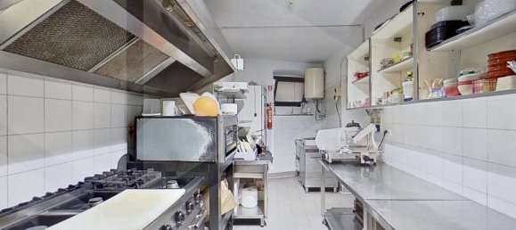 2 rooms Commercial property in Bergamo, Italy No. 31041 9