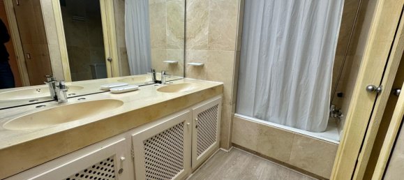 4 bedrooms Apartment in Marbella, Spain No. 135635 13