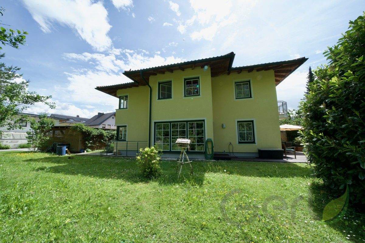 4غرفة تاون هاوس في Hallein, Austria رقم 120952