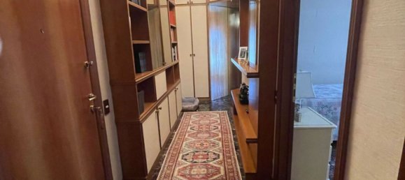 2-salle Appartement à Milan, Italy No. 248072 16
