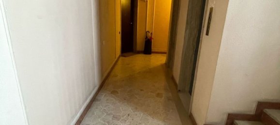 2-salle Appartement à Milan, Italy No. 248072 17