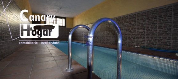 4 bedrooms House in San Miguel de Abona, Spain No. 129976 9