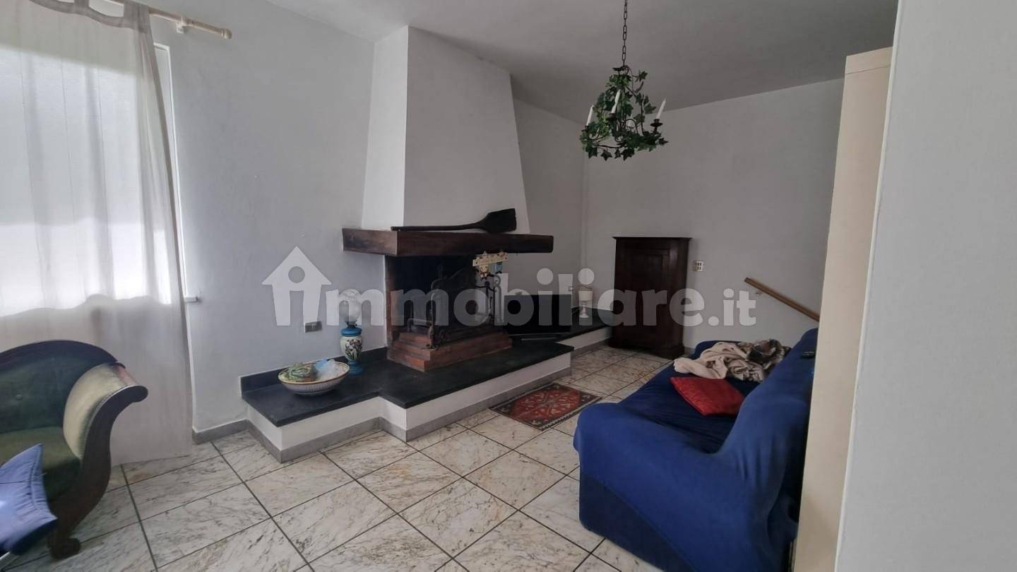 Casa de 3 dormitorios en Massa, Italy No. 169213