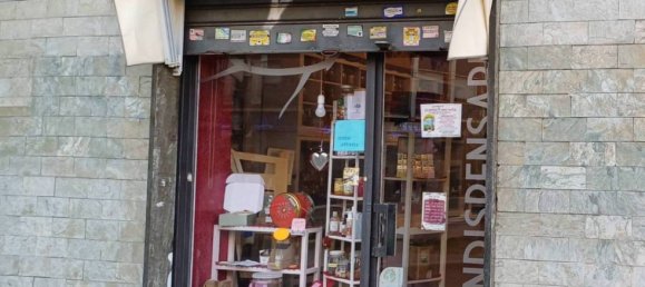 2 rooms Commercial property in Turin, Italy No. 155048 8