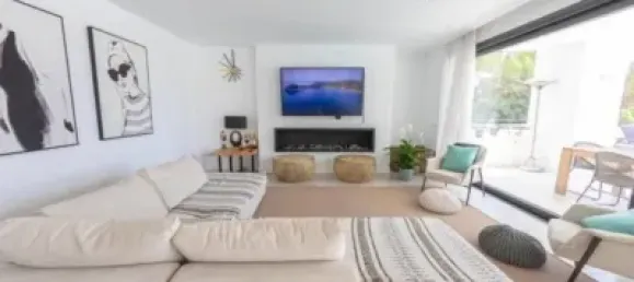 Villa de 7 dormitorios en Marbella, Spain No. 140378 9