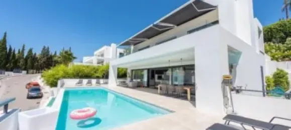 Villa de 7 dormitorios en Marbella, Spain No. 140378 4