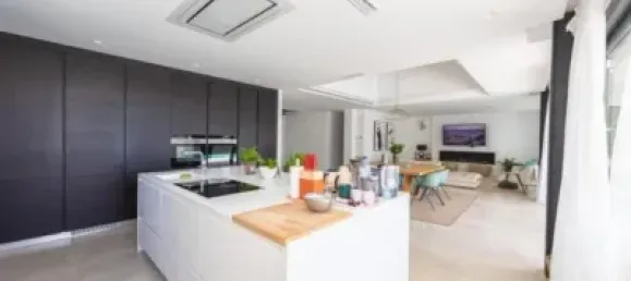 Villa de 7 dormitorios en Marbella, Spain No. 140378 11