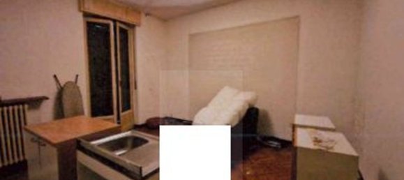 Квартира с 2 комнатами в Варесе, Италия № 11292 5