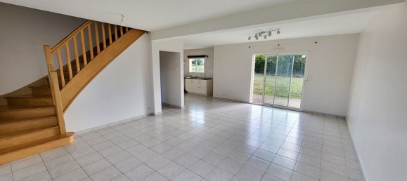 4 Schlafzimmer Haus in Grand-Fougeray, France, Nr. 351314 2