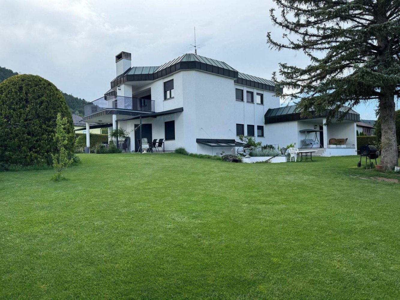 Villa de 9 habitaciónes en Ternitz, Austria No. 146850