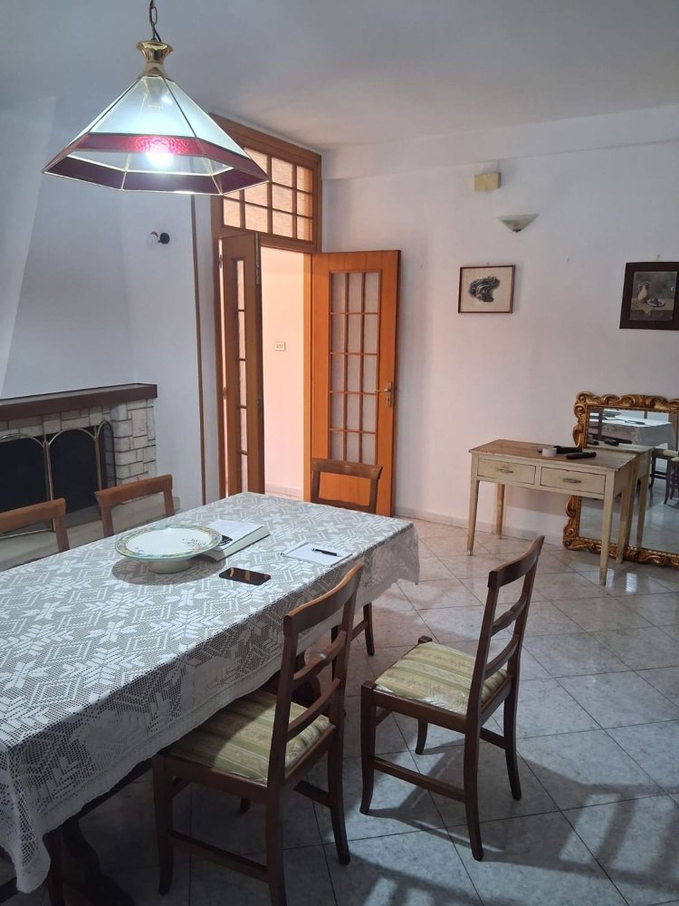 4 chambres Appartement à Tito, Italy No. 339636