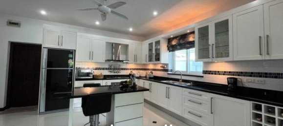 2 bedrooms Cafe / restaurant in Bang Sare, Thailand No. 15850 5