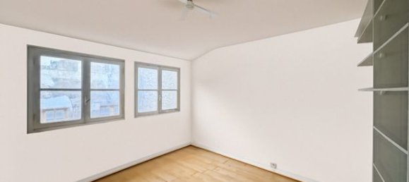 53m² Office in Paris, France No. 282444 5