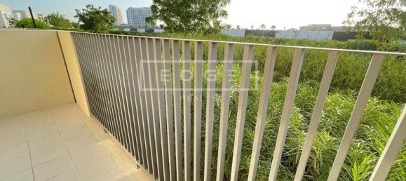 2 chambres Villa à Dubai, UAE No. 8425 19