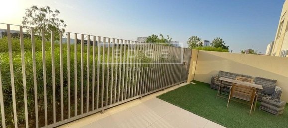 2 chambres Villa à Dubai, UAE No. 8425 21