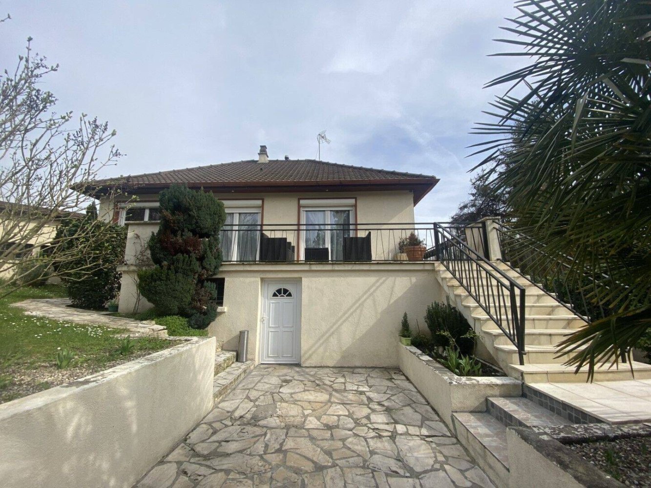 Дом с 4 спальнями в Они, Франция № 186546