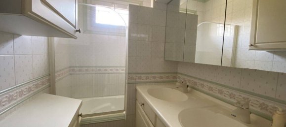 Дом с 4 спальнями в Они, Франция № 186546 17