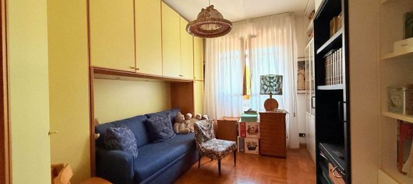 2 bedrooms Apartment in Florence, Italy No. 332522 23