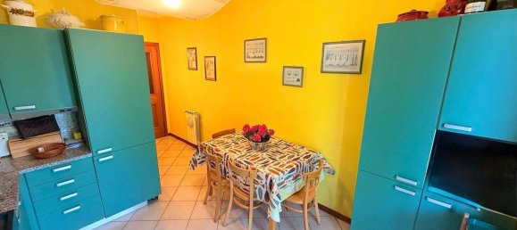 2 bedrooms Apartment in Florence, Italy No. 332522 13