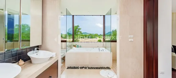 2 bedrooms Condominium for sale in Phuket, Southern Thailand, Thailand № 70753 16