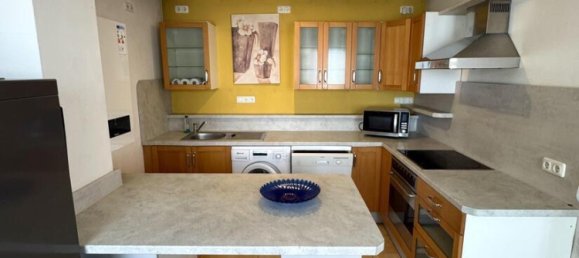 Квартира с 2 комнатами в Фюрт, Германия № 233516 5