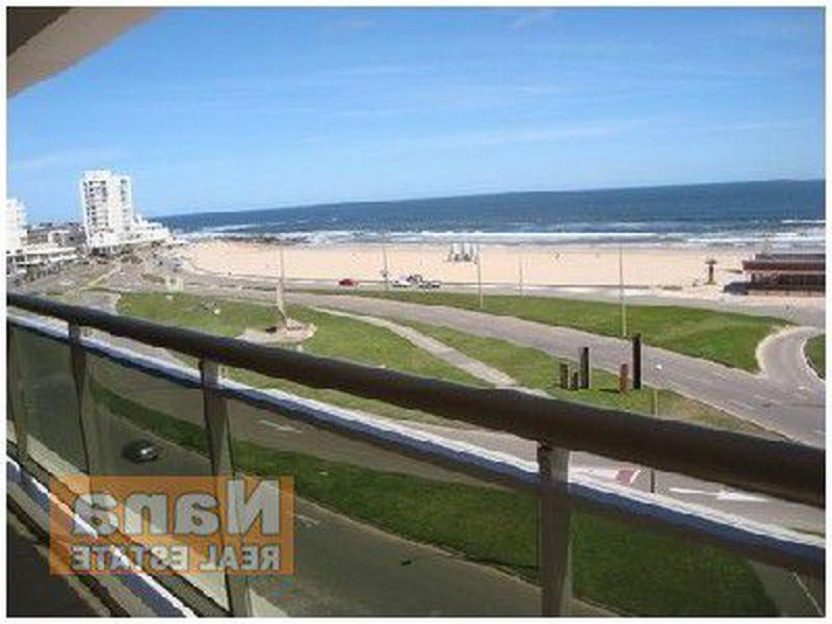 4 chambres Appartement à Maldonado, Uruguay No. 8913