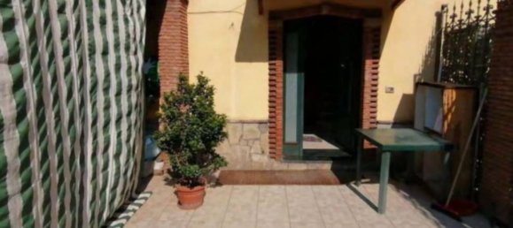4 Schlafzimmer Wohnung in Marigliano, Italy, Nr. 327085 7