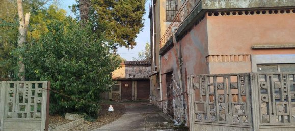 10 rooms House in Conselice, Italy No. 158702 4