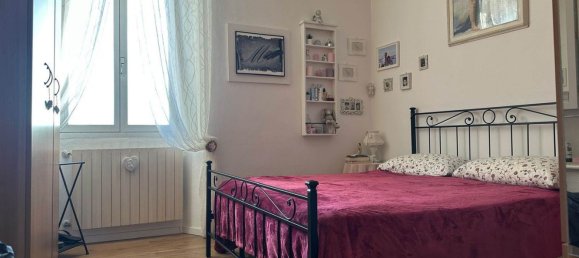 3 rooms Apartment in Livorno, Italy No. 215611 12