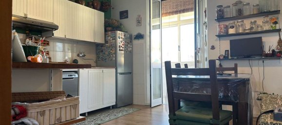 3 rooms Apartment in Livorno, Italy No. 215611 6