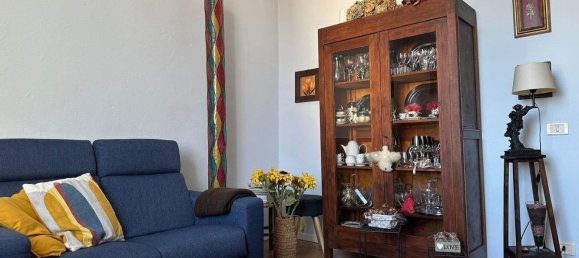 3 rooms Apartment in Livorno, Italy No. 215611 4