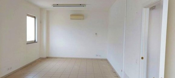 Lagerhaus in Sardinia, Italy 1548m², Nr. 377925 5