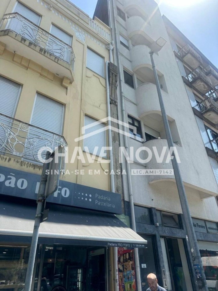 2 bedrooms Apartment in Porto, Portugal No. 210281