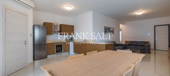 3 bedrooms Penthouse in Sliema, Malta No. 8809 8