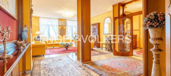 3 bedrooms Apartment in Milan, Italy No. 246756 18