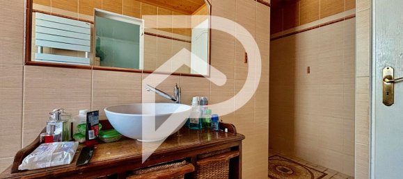 3 bedrooms House in Trignac, France No. 97615 6