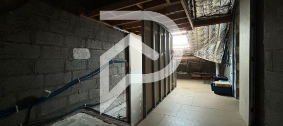 3 bedrooms House in Trignac, France No. 97615 7