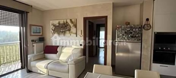 Apartamento de 3 divisões em Cardano al Campo, Italy N.º 5446 5