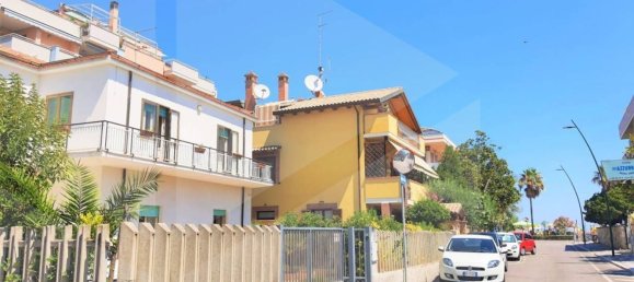 Casa de 11 habitaciónes en Montesilvano, Italy No. 22367 20