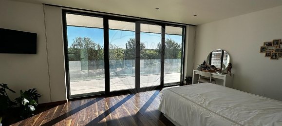 Дом с 4 спальнями в Montenegro, Португалия № 27298 14